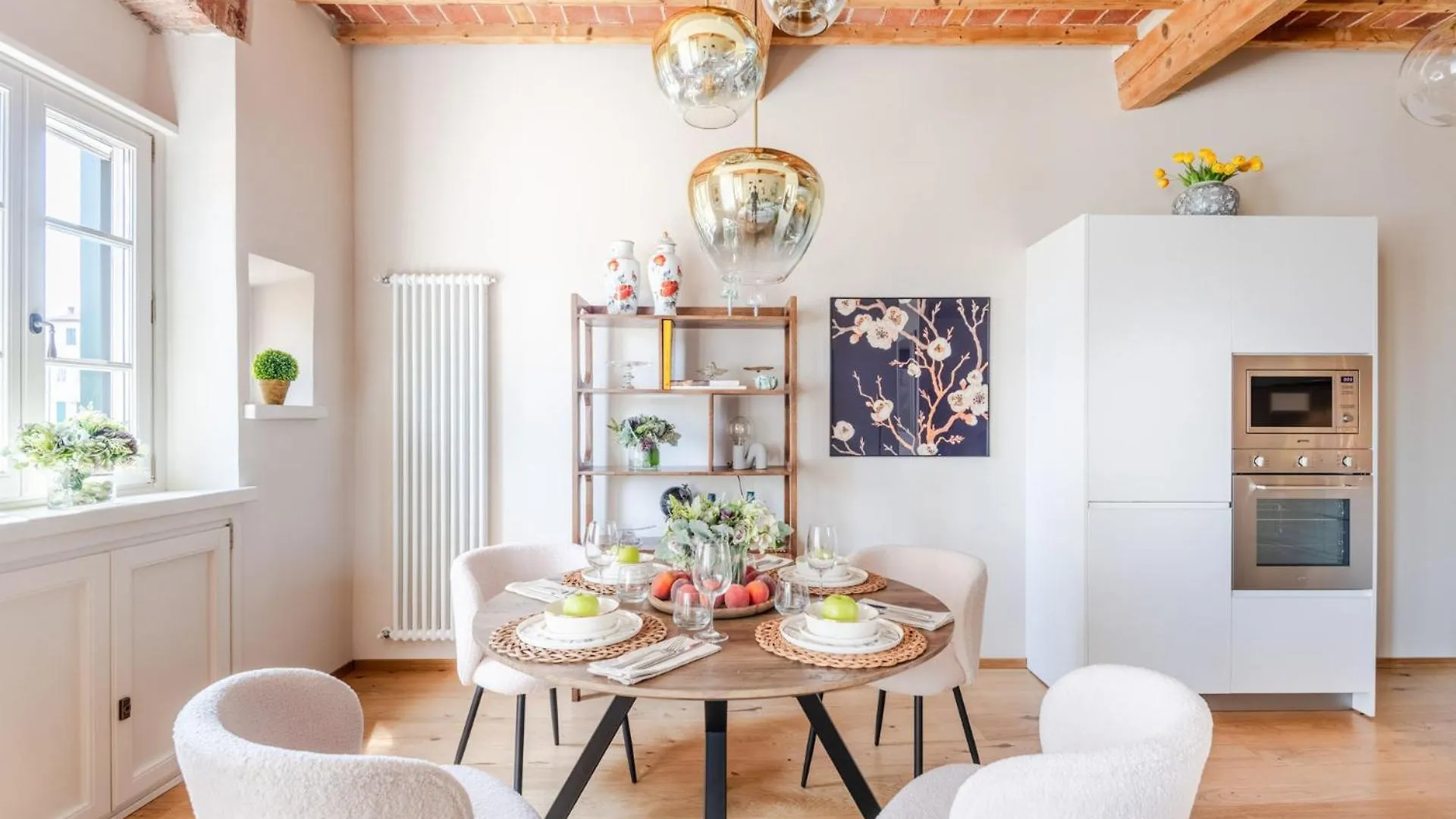 Letters From Lucca Contemporary 2 Bedrooms 2 Bathrooms Apartment