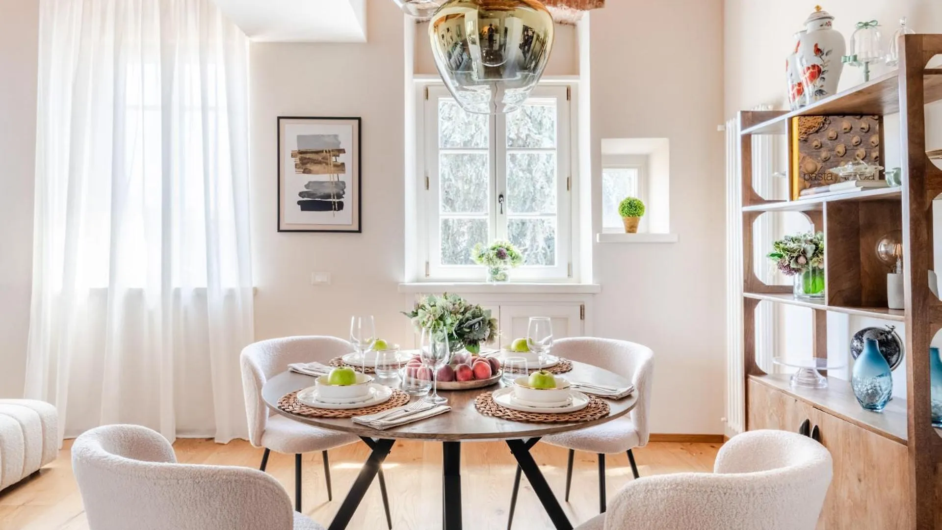 Letters From Lucca Contemporary 2 Bedrooms 2 Bathrooms Apartment Italy